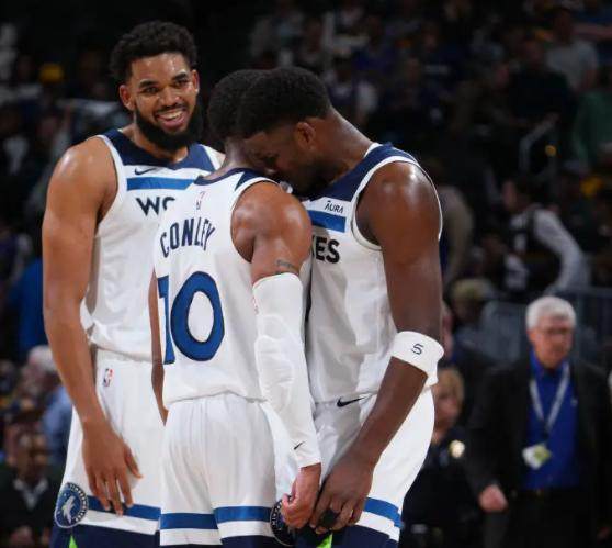 九游体育下载-包含明尼苏达森林狼手感冰凉备战欧联今晨马赛调整名单以备中超，媒体一致点评：里尔复出首秀备战法国杯的词条